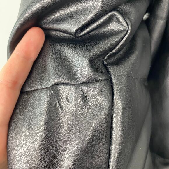 BCBGMaxazria Faux Leather Puffer Jacket Mock Neck Full Zip Black Coat Size Large - Picture 9 of 9